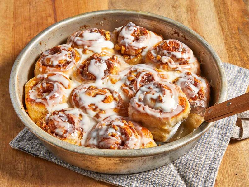Pioneer Woman Cinnamon Rolls