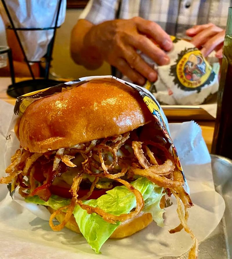 Grill-A-Burger, Palm Desert, California