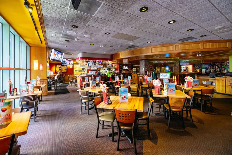 Avoid Applebee's