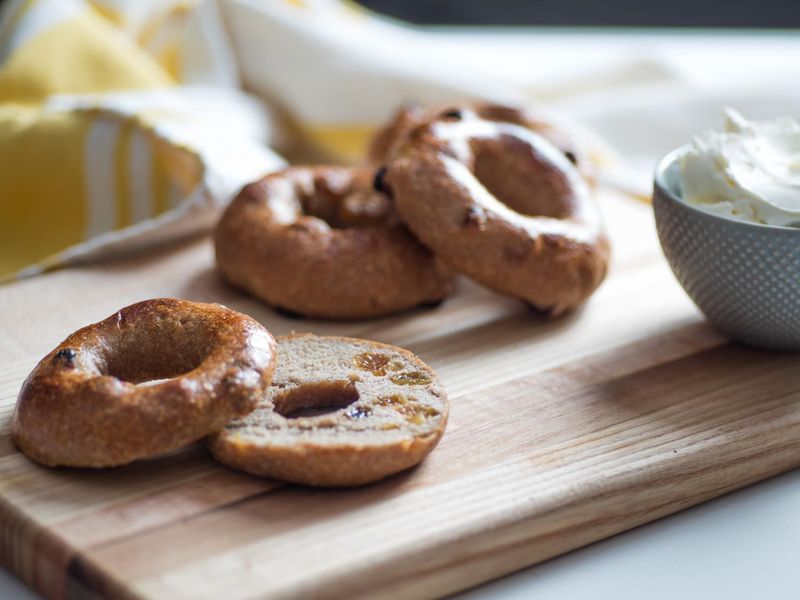 Cinnamon Raisin Bagels