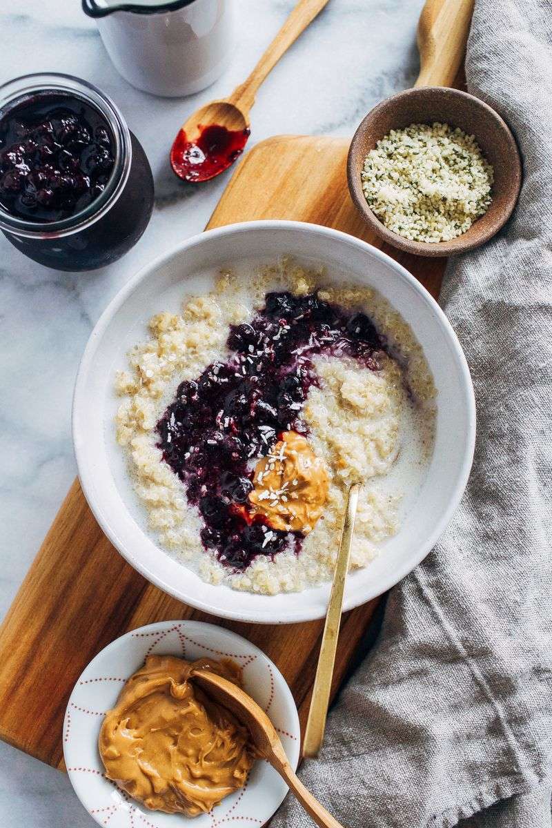 Quinoa Breakfast Bowl