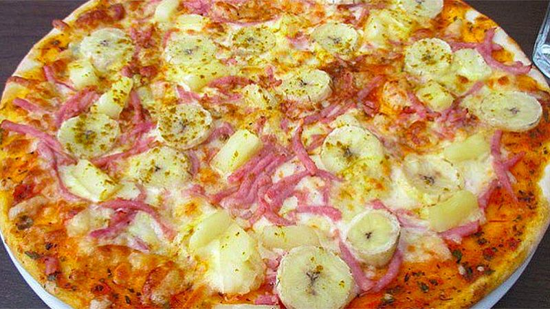 Banana Curry Pizza