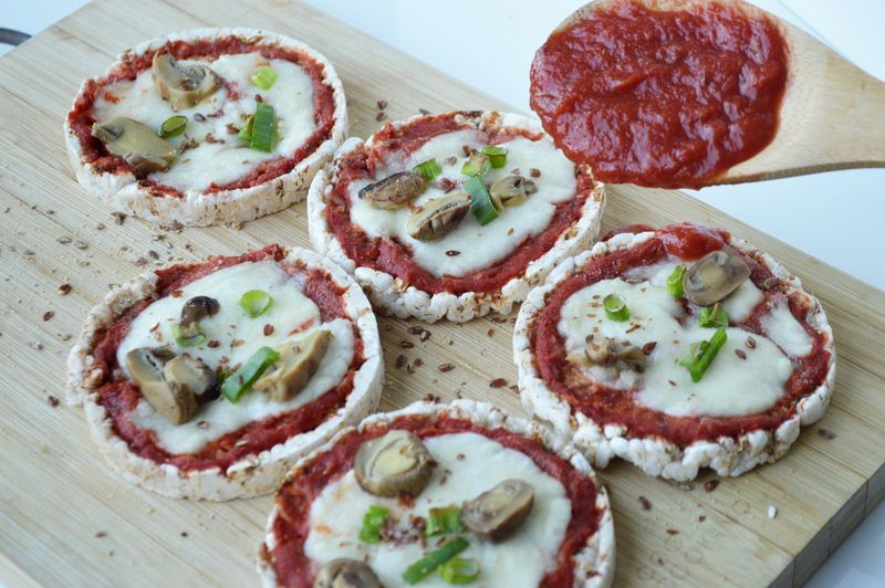 Rice Cake Pizza