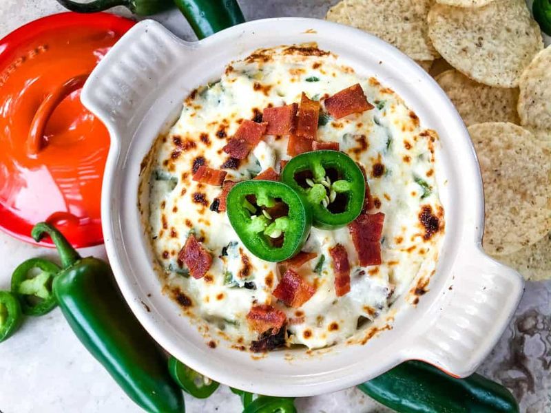 Cheesy Bacon Jalapeño Dip