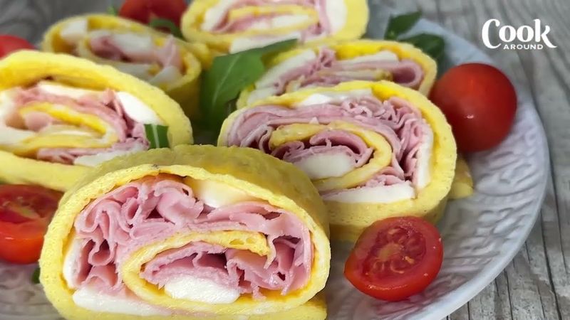 Cheesy Omelette Wraps