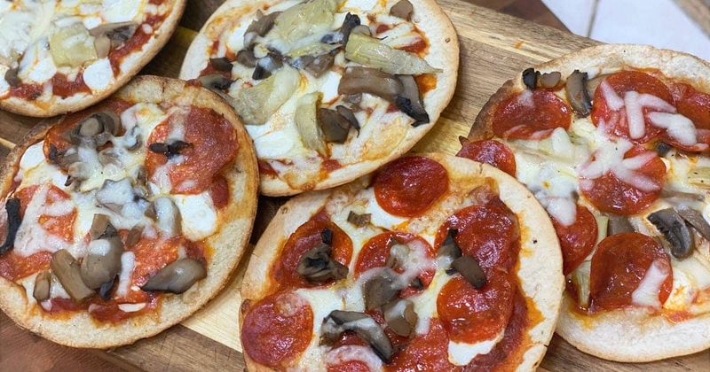 Mini Pita Pizzas