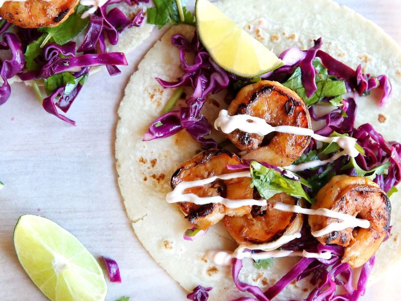 Spicy Sriracha Shrimp Tacos