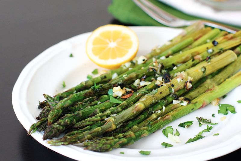 Garlic Lemon Asparagus