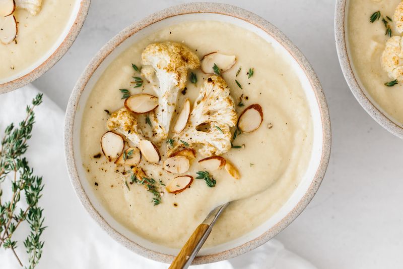 Silky Cauliflower Soup