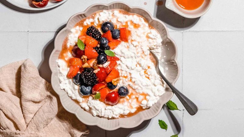 Cottage Cheese and Fruit Bowl
