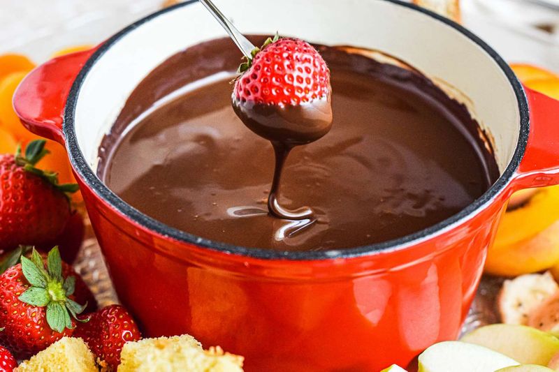 Rich Chocolate Fondue