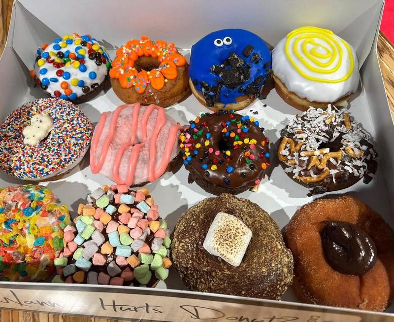 Iowa: Hurts Donut Company