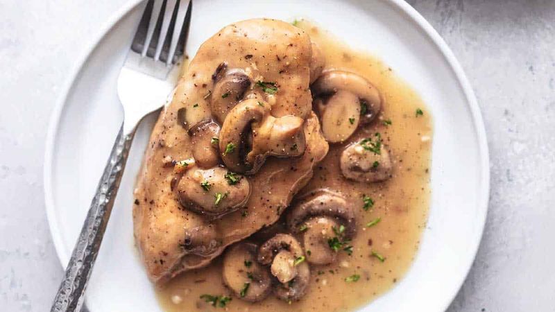 Instant Pot Chicken Marsala