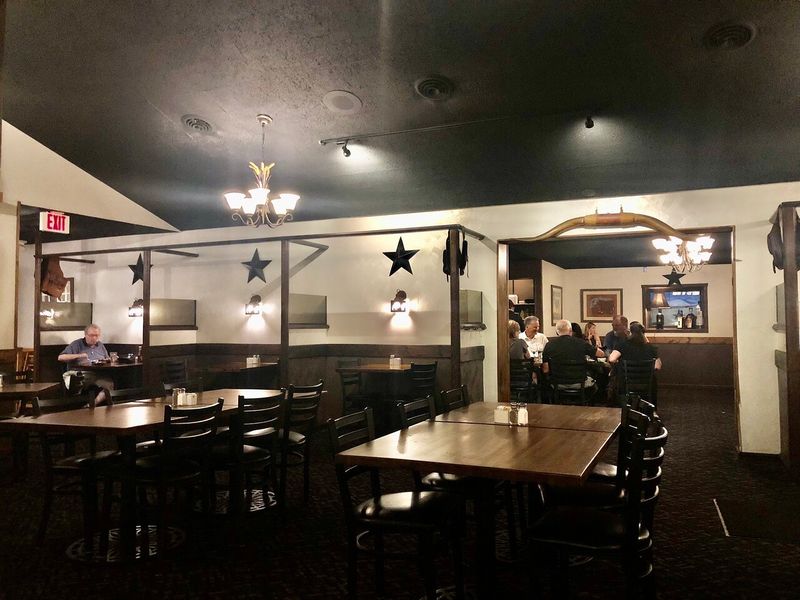 Kansas - Jess & Jim's Steakhouse