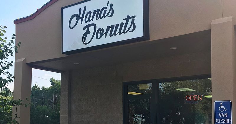 Kansas: Hana's Donuts