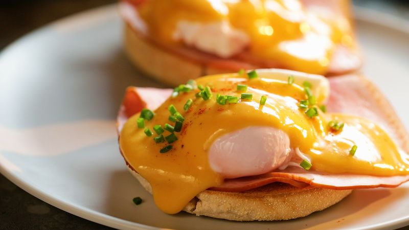 Eggs Benedict
