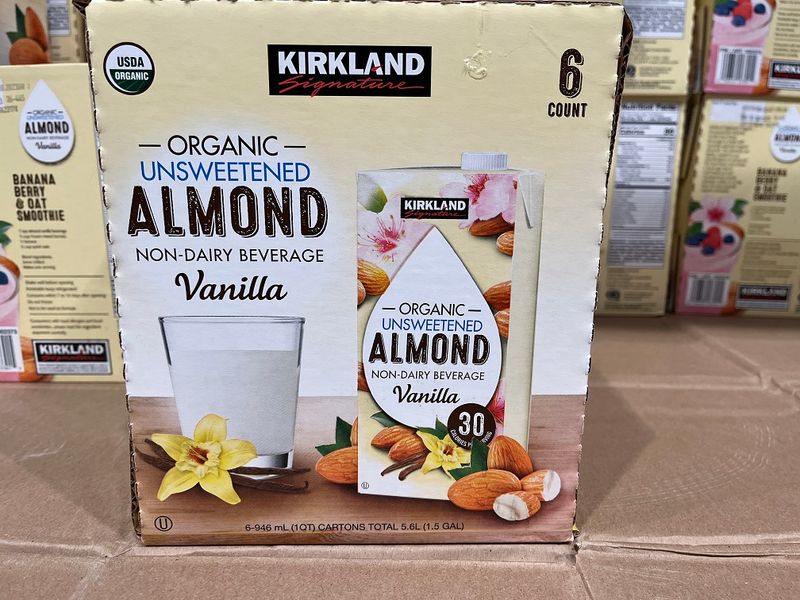 Kirkland Signature Almond Milk