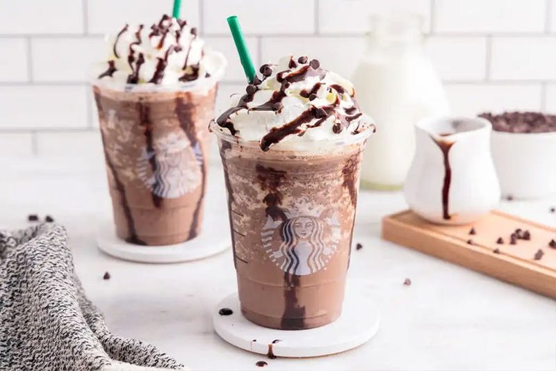 Chocolate Cookie Crumble Crème Frappuccino
