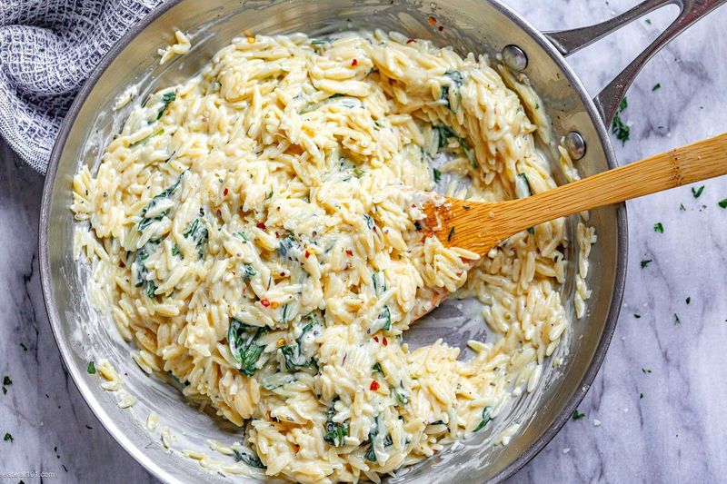 Cheesy Spinach Orzo