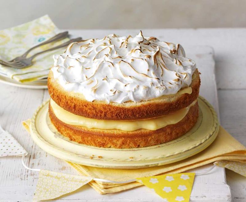 Lemon Meringue Cake