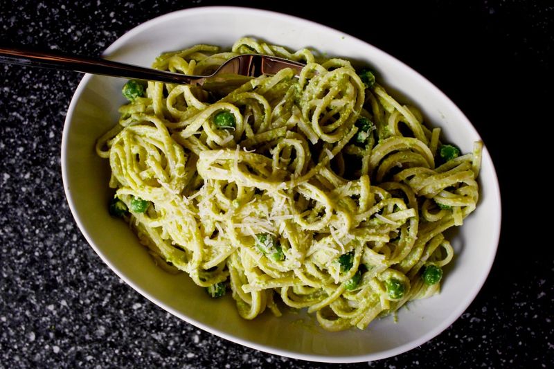 Whole Wheat Pasta with Pesto and Peas