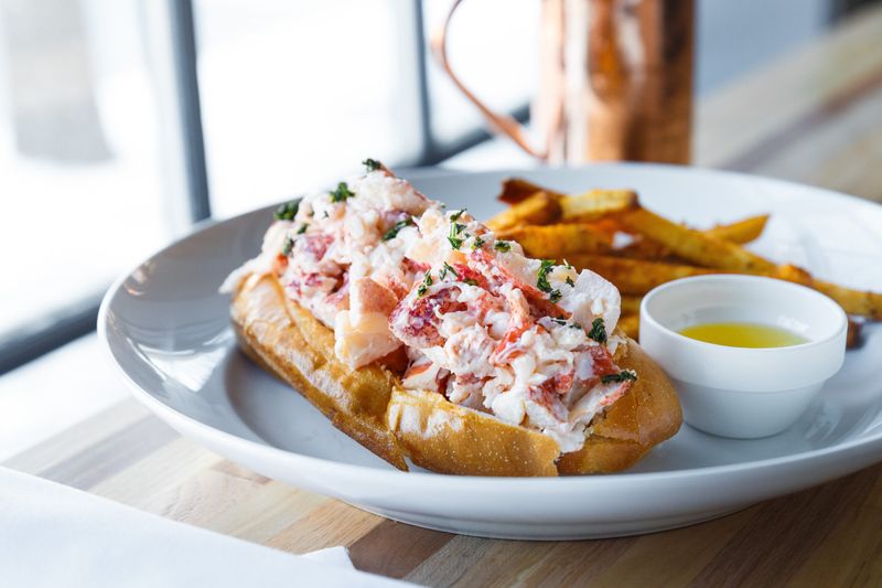 Maine: Lobster Roll