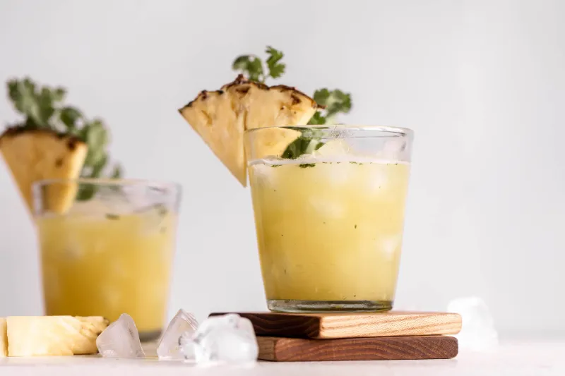 Pineapple Ginger Fizz