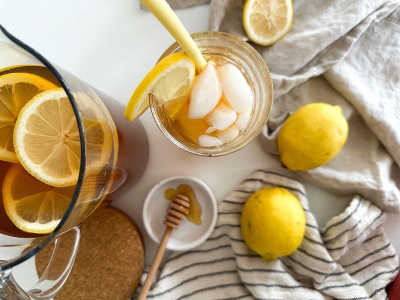 Iced Green Tea with Honey and Lemon