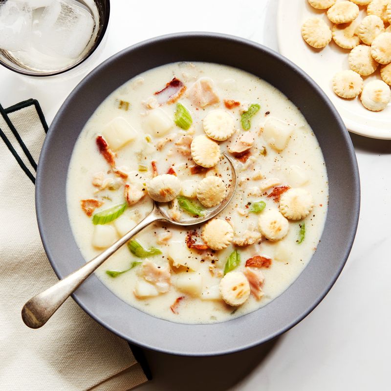Massachusetts: Clam Chowder