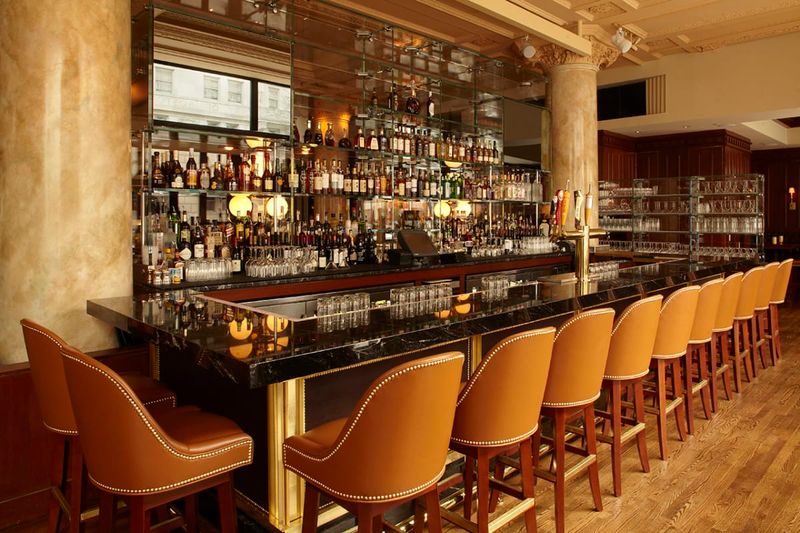 Massachusetts - Grill 23 & Bar