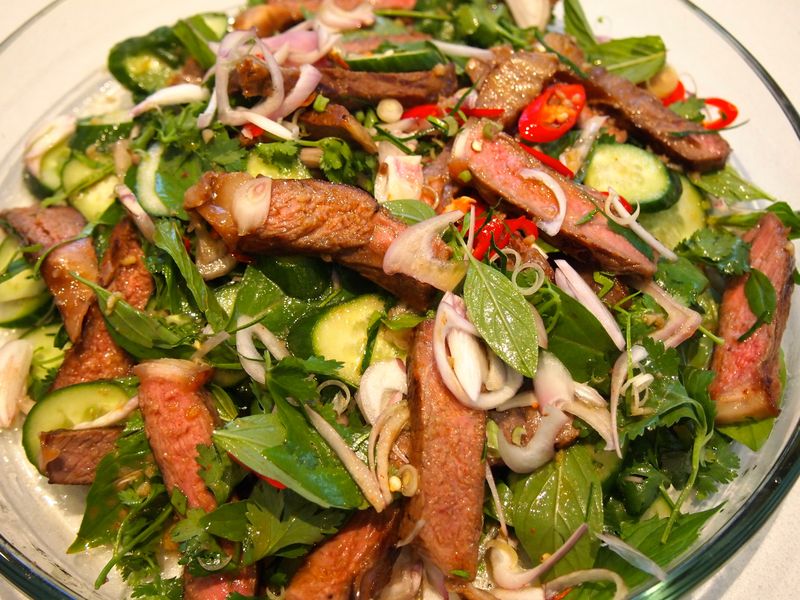 Thai Spicy Beef Salad (Yam Neua)