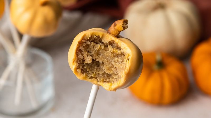 Pumpkin Spice Cake Pops