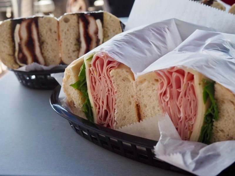 Drab Delis