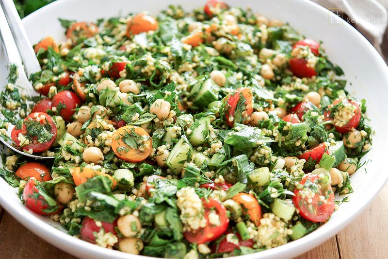 Couscous Tabbouleh with Chickpeas