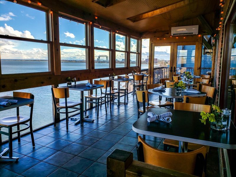 Minnesota: The New Scenic Café