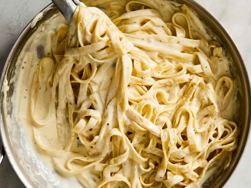 Fettuccine Alfredo