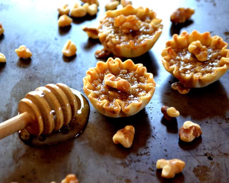 Tiny Baklava Bites