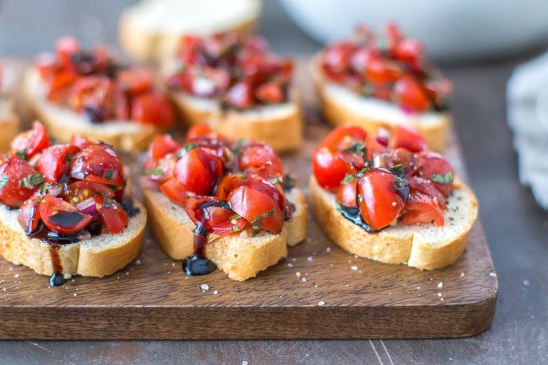 Bruschetta with Tomato and Basil