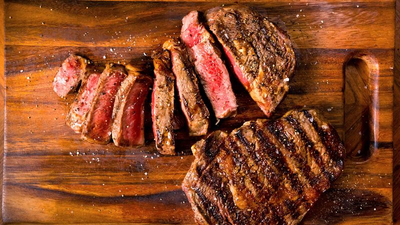 Myth 11: Meat Should Rest Before Serving