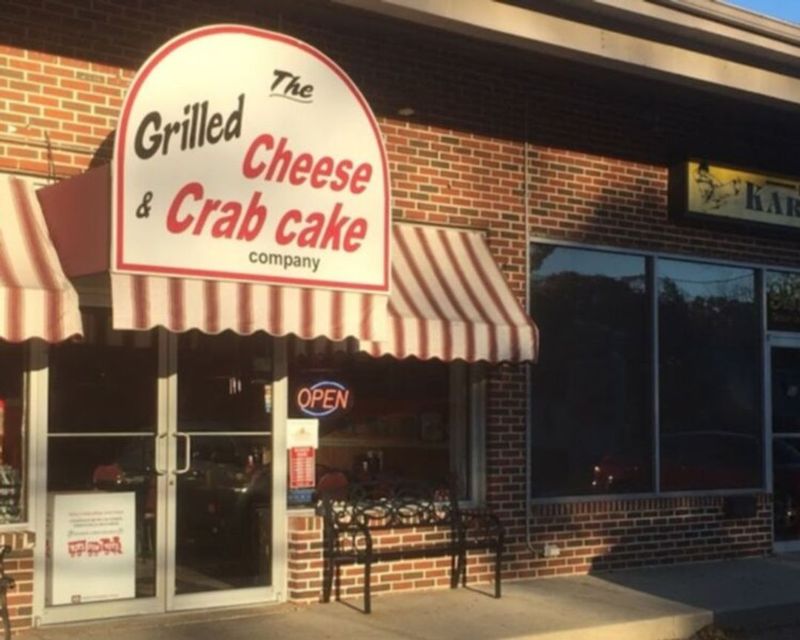New Jersey: The Grilled Cheese and Crabcake Co., Somers Point