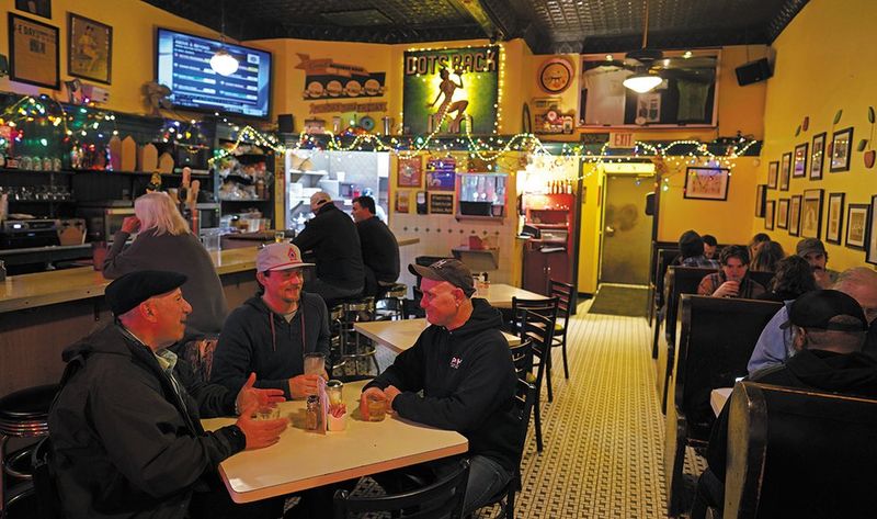 Virginia: Dot’s Back Inn, Richmond