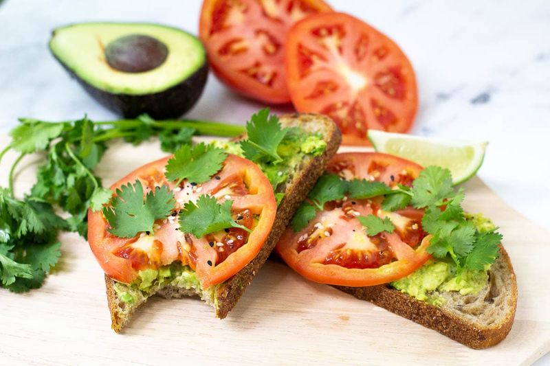 Avocado Toast with Tomato