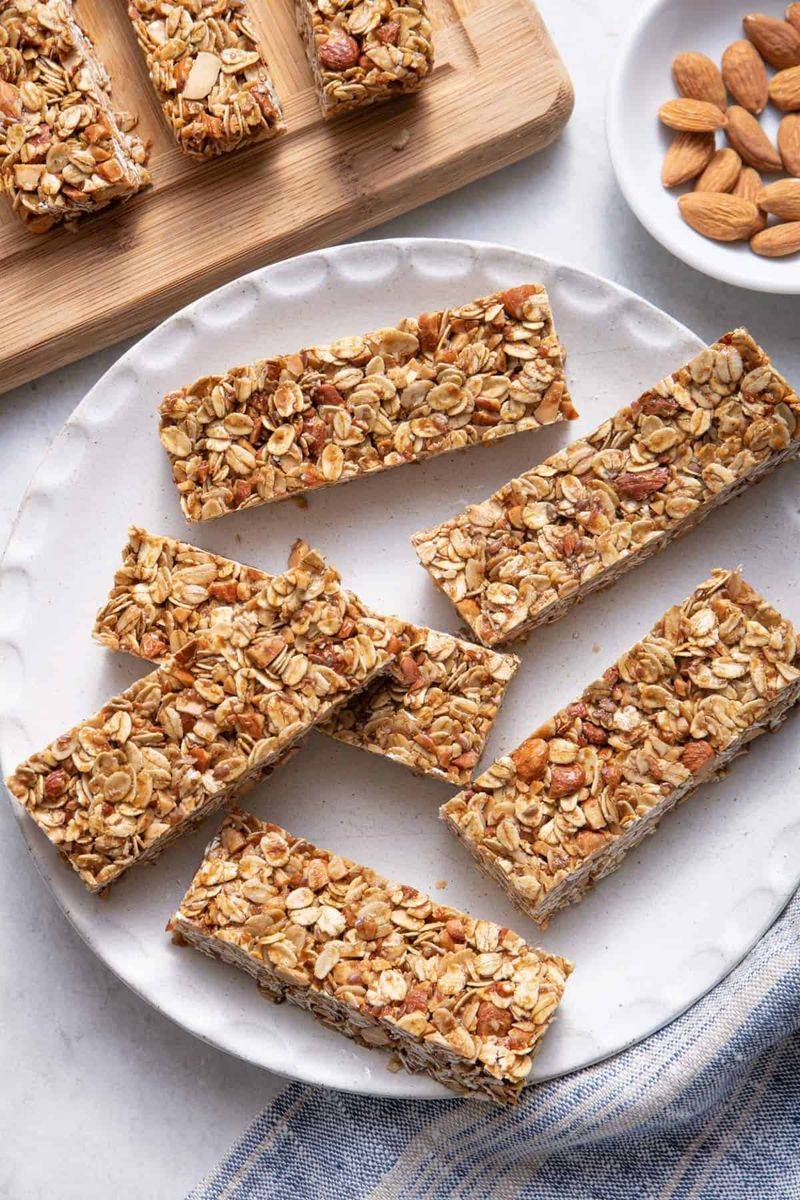 Oatmeal Bars with Nuts