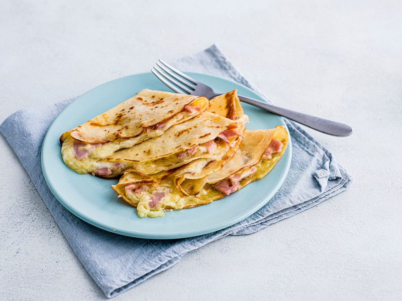 Savory Crepes with Ham and Cheese