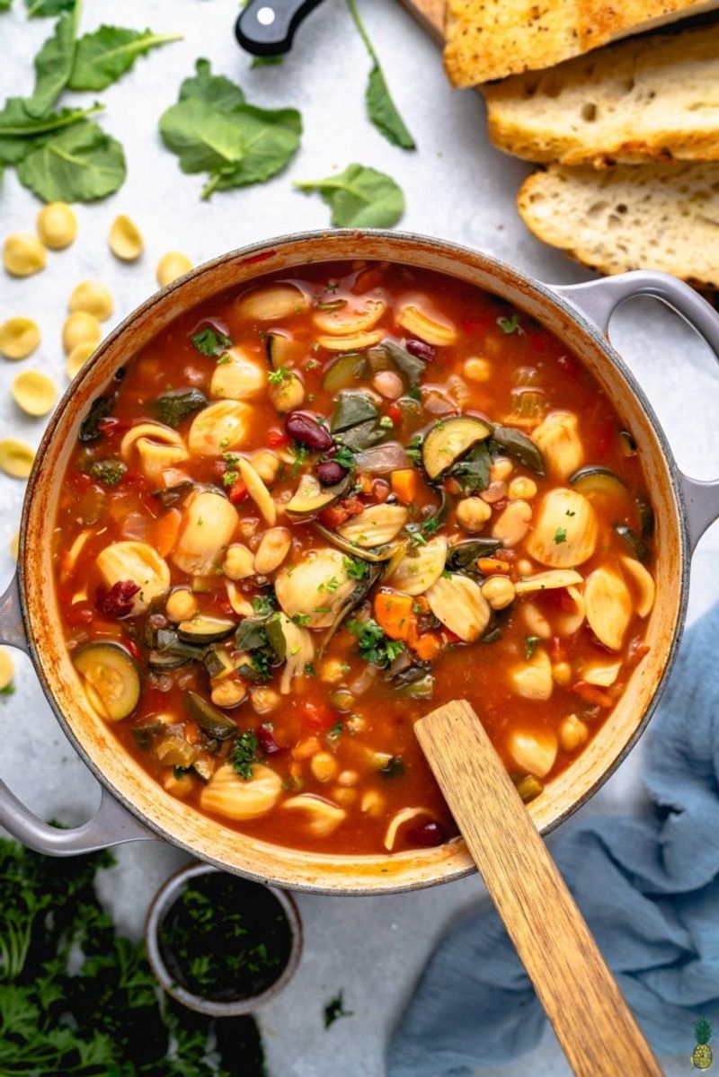 One-Pot Minestrone Soup