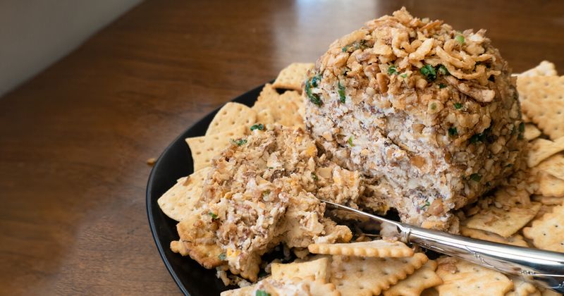 Onion Soup Cheeseball