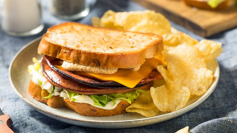 Bologna Sandwich