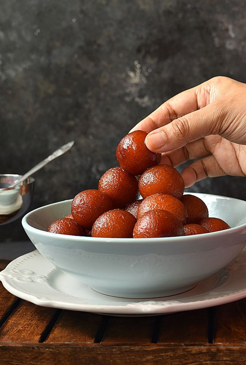 Gulab Jamun