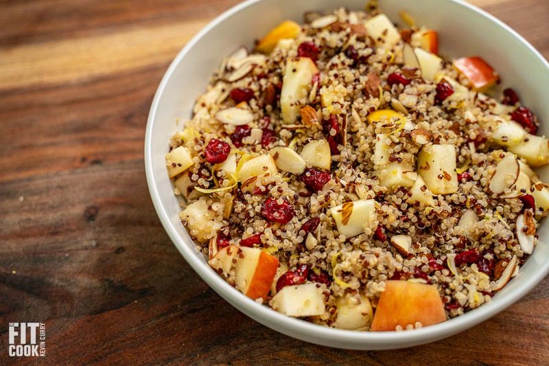 Breakfast Quinoa Bowl