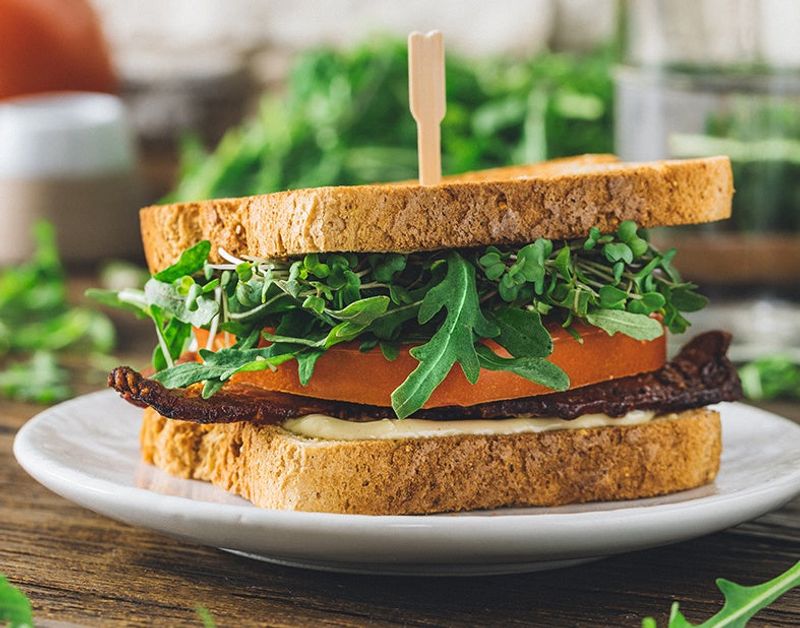 BLT